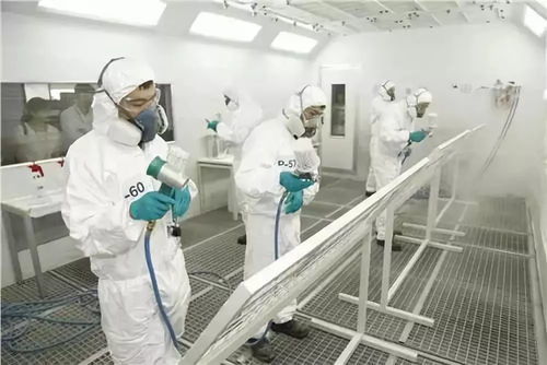 選擇4S店維修寶馬 還原漆面，重煥新車光彩